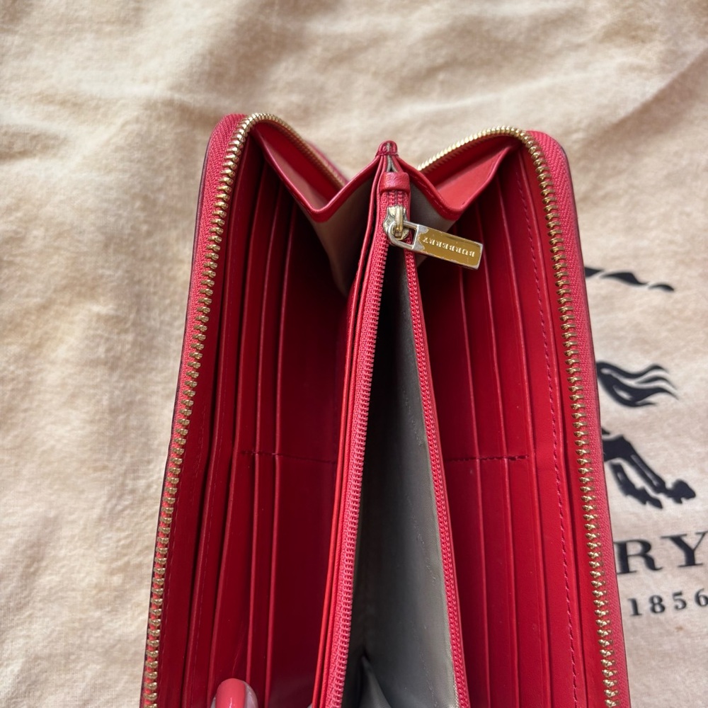 Burberry Red and Tan Wallets with Iconic Check Pattern - Picture 5 of 5